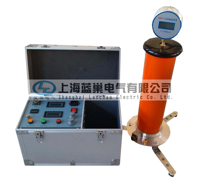 LCZGF-120KV2mA直流高壓發(fā)生器是按照中國(guó)行業(yè)標(biāo)準(zhǔn)ZBF 24003-90《便攜式直流高壓發(fā)生器通用技術(shù)條件》的要求，研究、制造的便攜式直流高壓發(fā)生器，適用于電力部門(mén)、廠礦企業(yè)動(dòng)力部門(mén)、科研單位、鐵路、化工、發(fā)電廠等對(duì)氧化鋅避雷器、磁吹避雷器、電力電纜、發(fā)電機(jī)、變壓器、開(kāi)關(guān)等設(shè)備的直流高壓試驗(yàn)。